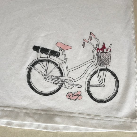 Never worn Lululemon Limited Edition (Vancouver Themed) Cool Racerback - Picture 13 of 14